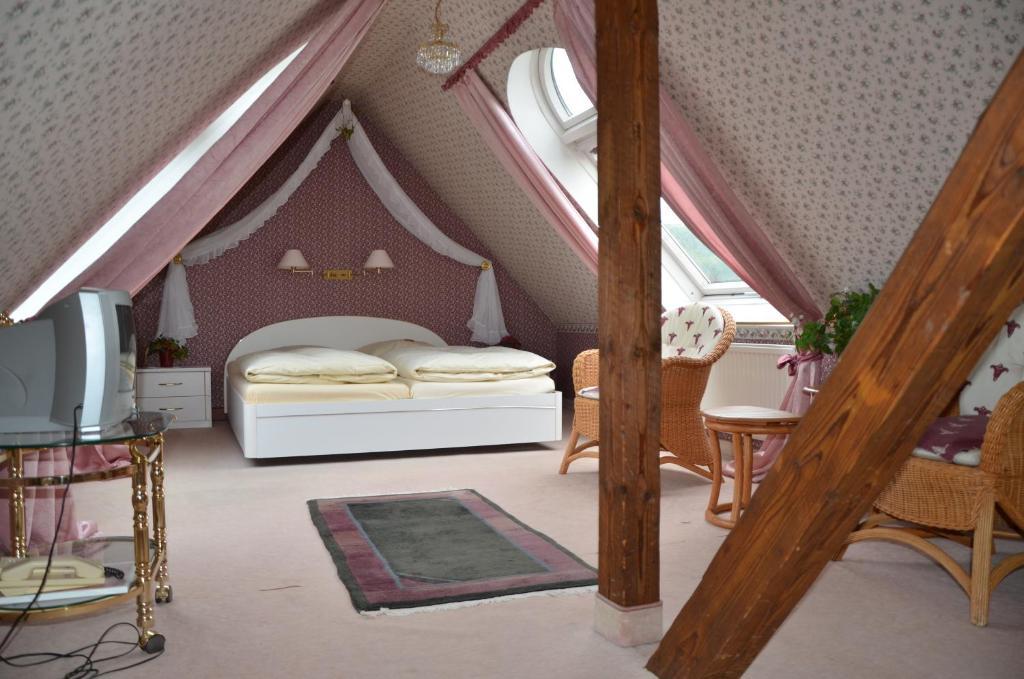 Hotel Villa Konigin Luise Bad Pyrmont Rum bild